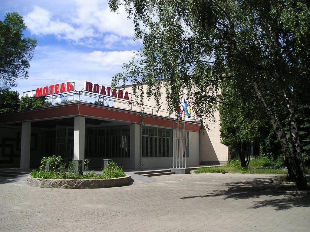 Motel Poltava Buitenkant foto